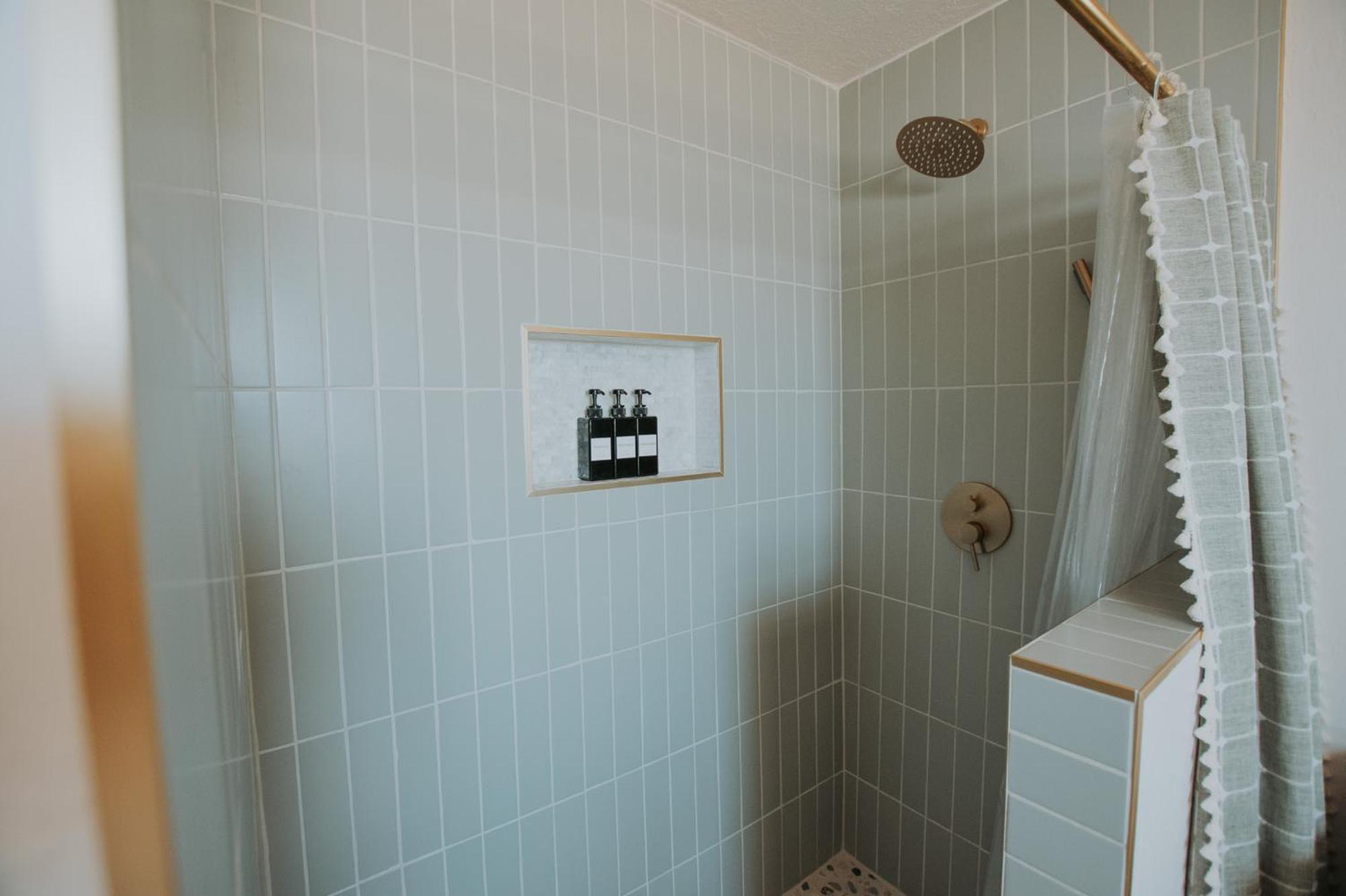 Villa Bohemian Chic An Eclectic Escape-Hot Tub-Pet Friendly-No Pet Fees! Albuquerque Exterior foto